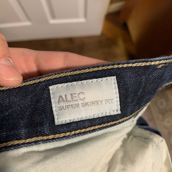 ‘Express’ Skinny Fit Blue Jeans (32x32) - Picture 3 of 6